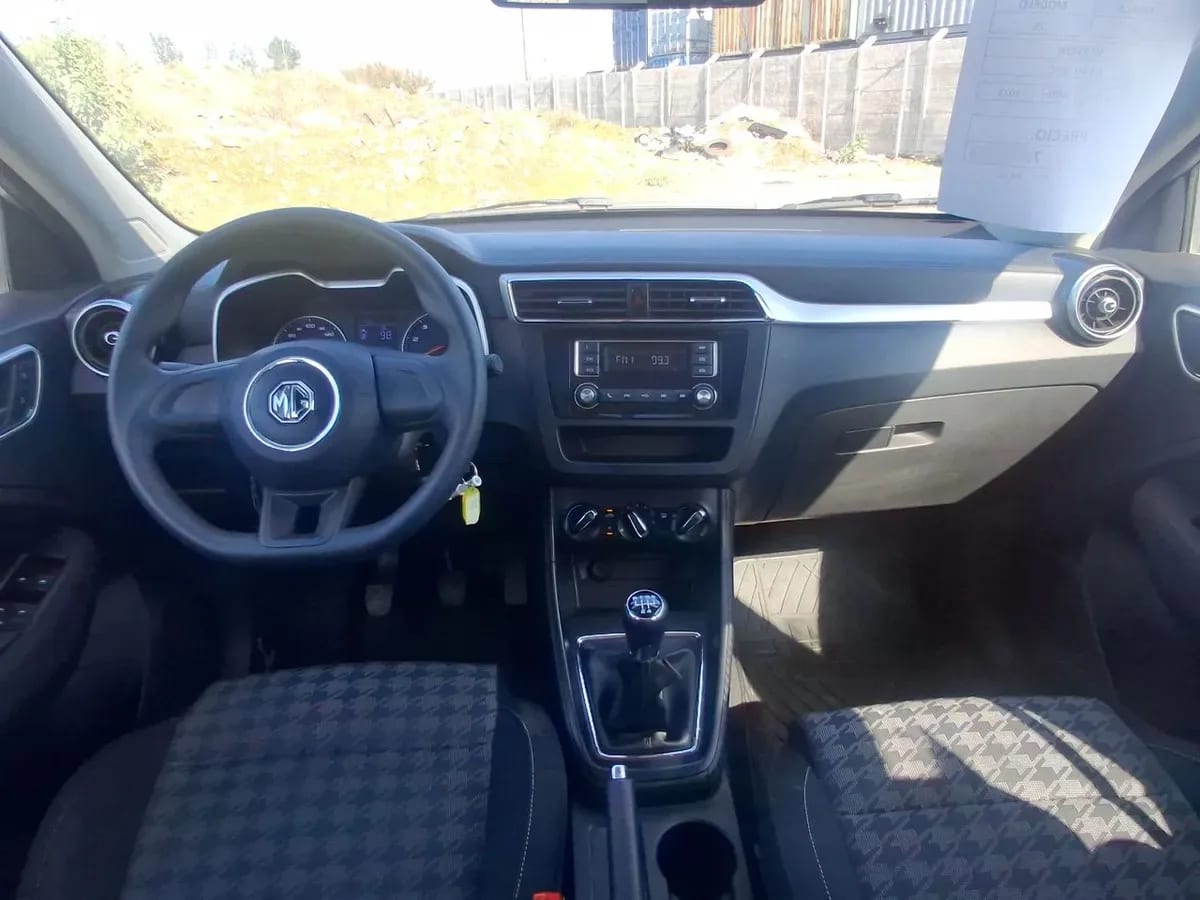 MG Mg Zs 1.5 Std 4x2 Mt 5p año 2023