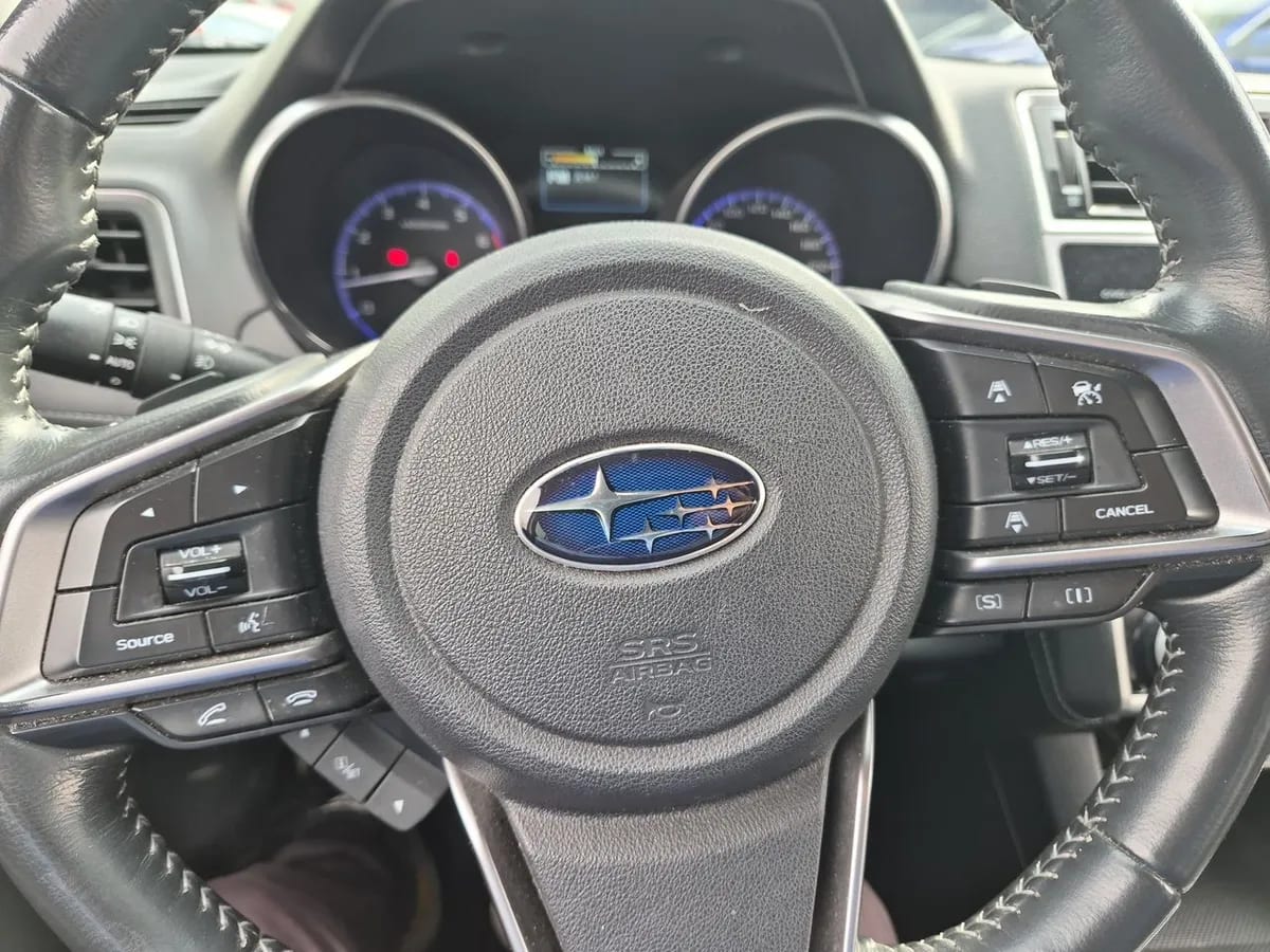 Subaru Outback 2.5i Limited Awd Eyesight Cvt At 5p año 2020