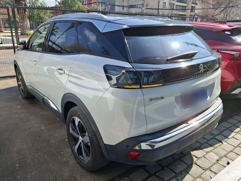 Peugeot 3008 Blue Hdi 130 Eat8 1.5 Aut año 2024