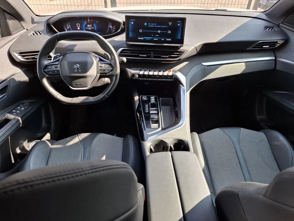 Peugeot 3008 Blue Hdi 130 Eat8 1.5 Aut año 2024