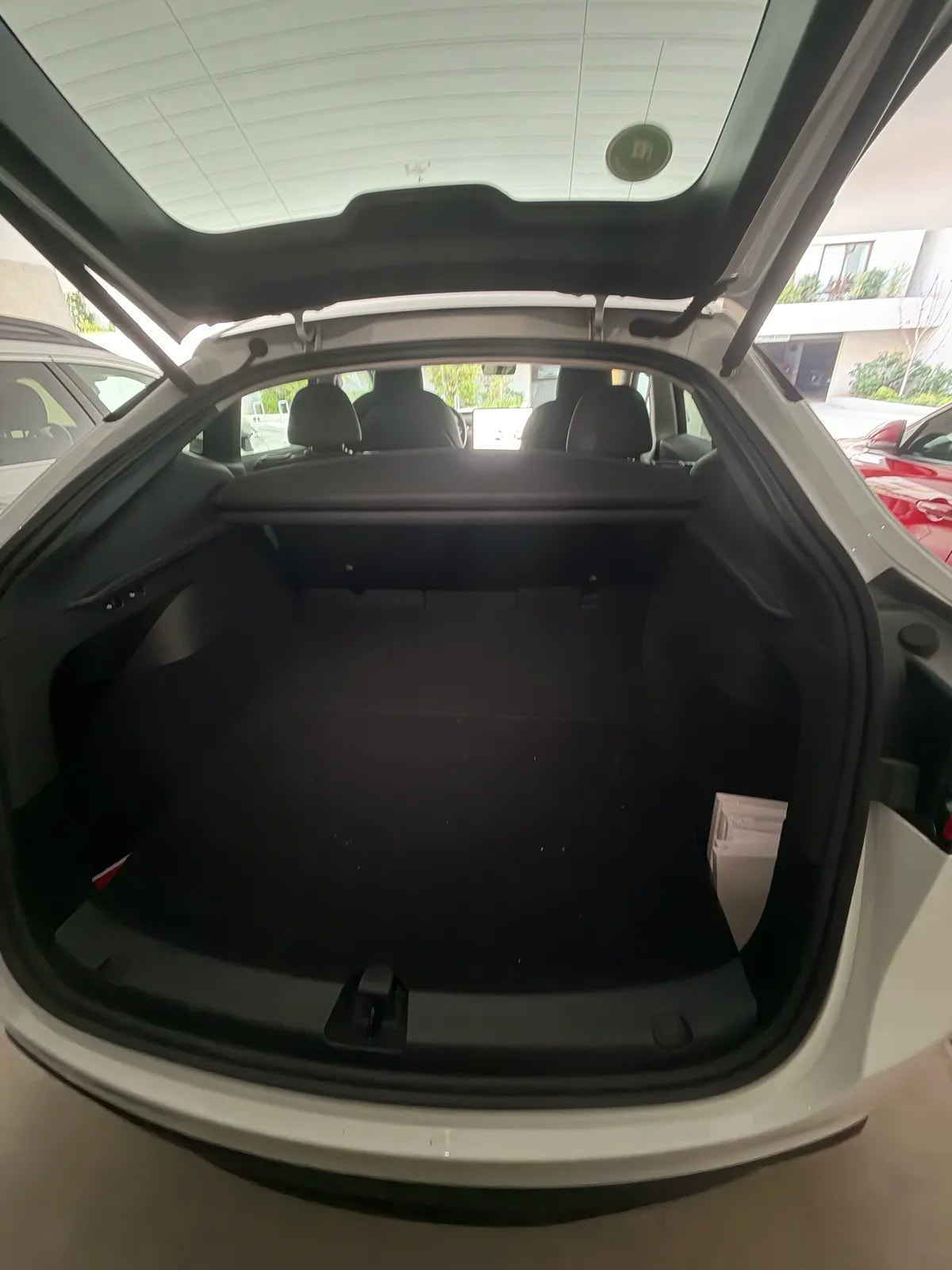 TESLA MODEL Y Otra año 2025