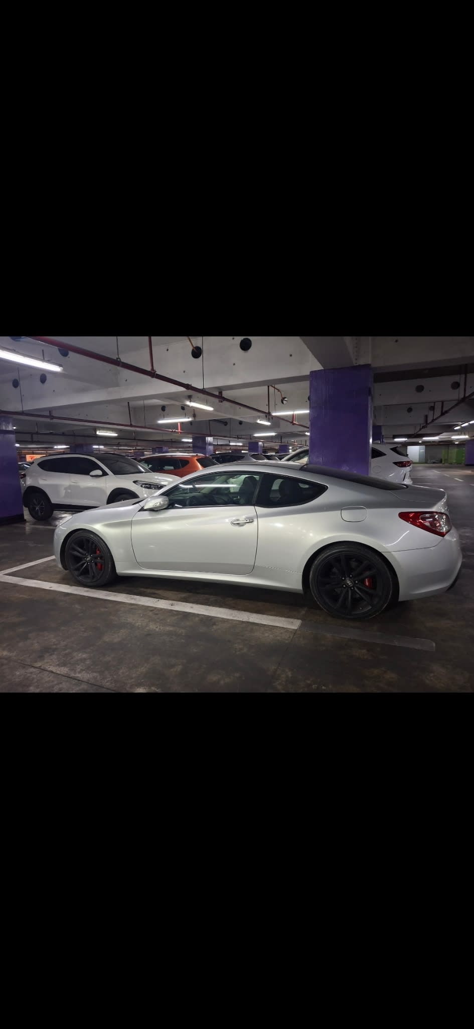 HYUNDAI GENESIS Otra año 2010