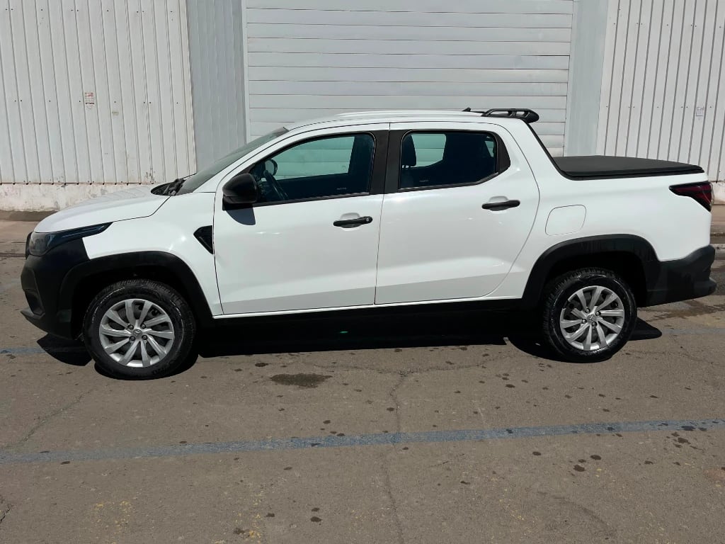 Dodge Ram 700 Slt Cd 1.4l año 2023