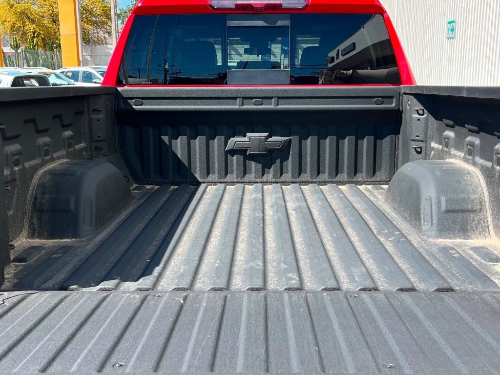 Chevrolet Silverado Cc Lt Tb 5.3l K año 2024