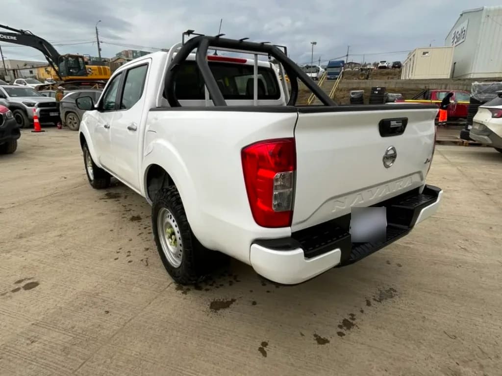 Nissan Navara Dc 4x4 2.3 Tdi Se año 2023