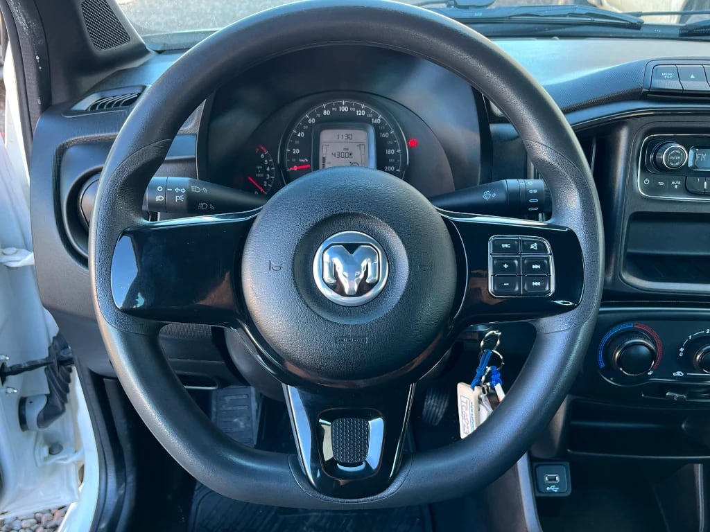 Dodge Ram 700 Slt Cd 1.4l año 2023