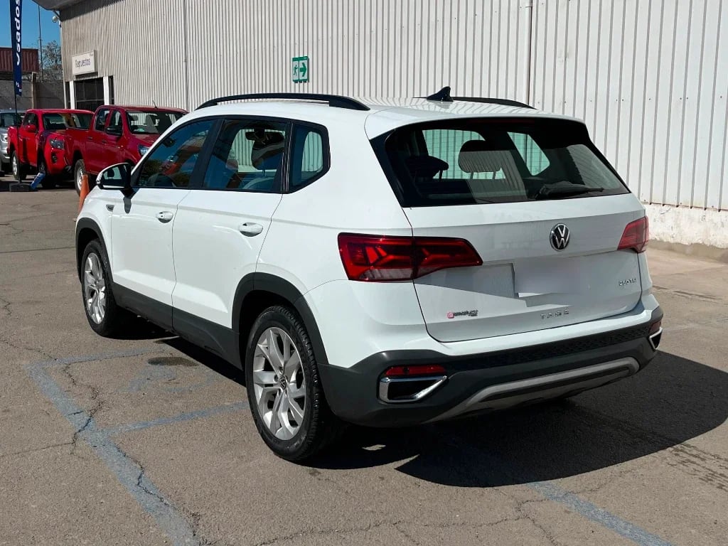 Volkswagen Taos Tsi 1.4 At Comfortline año 2023