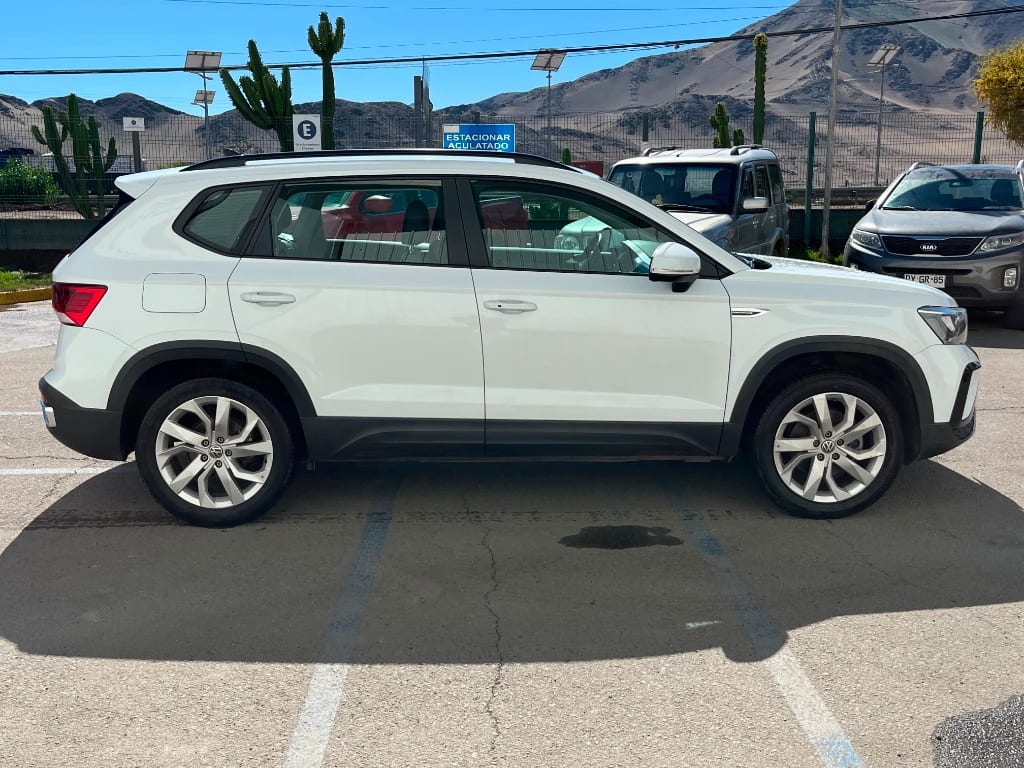 Volkswagen Taos Tsi 1.4 At Comfortline año 2023