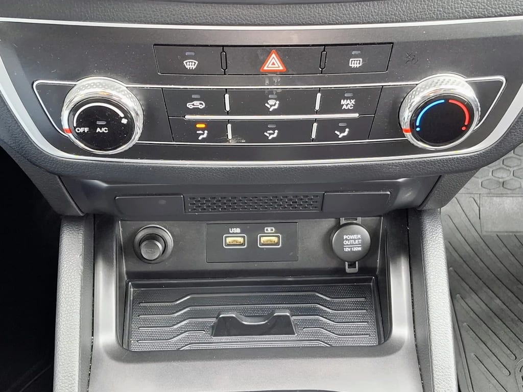 Ssangyong Grand Musso Grand Musso 2.2 4x2 Mt Full-Ql612 año 2023