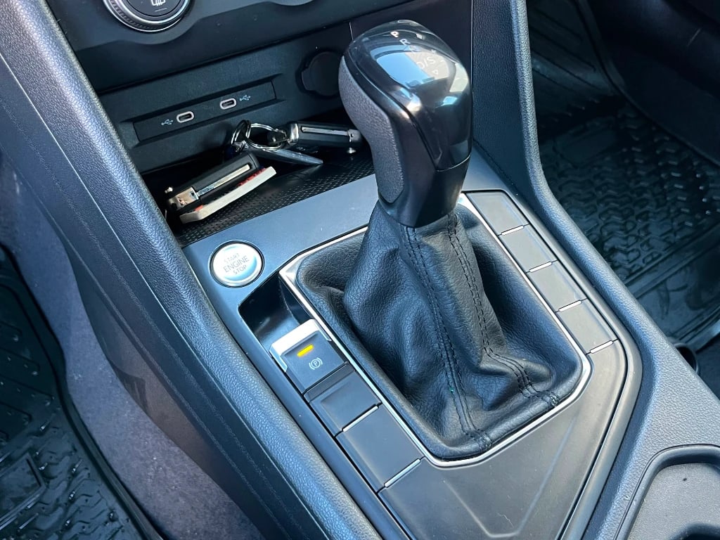Volkswagen Taos Tsi 1.4 At Comfortline año 2023
