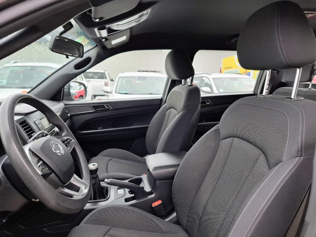 Ssangyong Grand Musso Grand Musso 2.2 4x2 Mt Full-Ql612 año 2023
