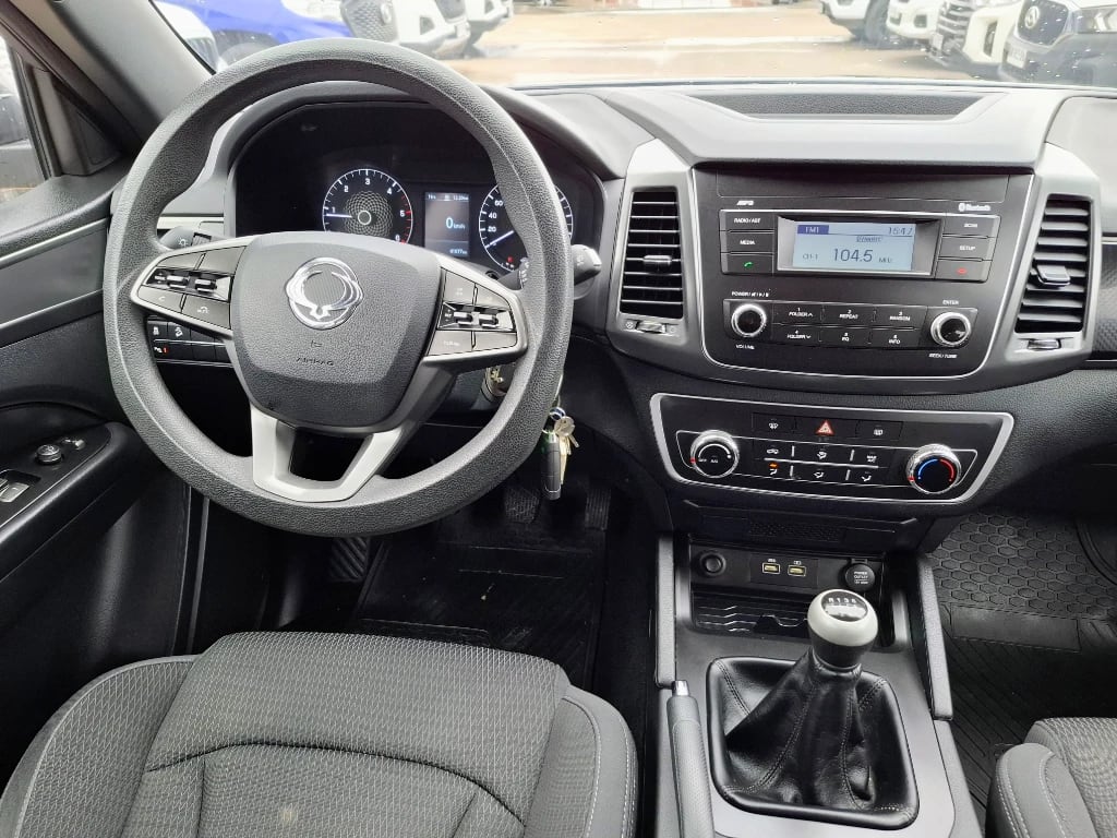 Ssangyong Grand Musso Grand Musso 2.2 4x2 Mt Full-Ql612 año 2023