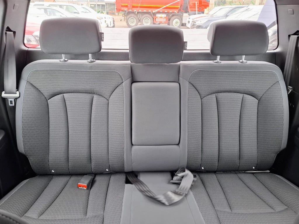 Ssangyong Grand Musso Grand Musso 2.2 4x2 Mt Full-Ql612 año 2023