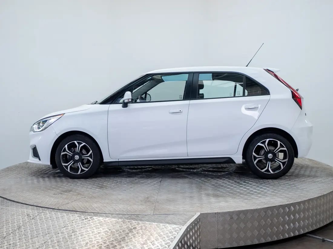 MG 3 Mg 3 1.5 Com At año 2022
