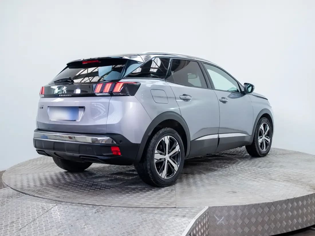 Peugeot 3008 3008 1.5 Allure Pack Bluehdi 130 At Diesel año 2023