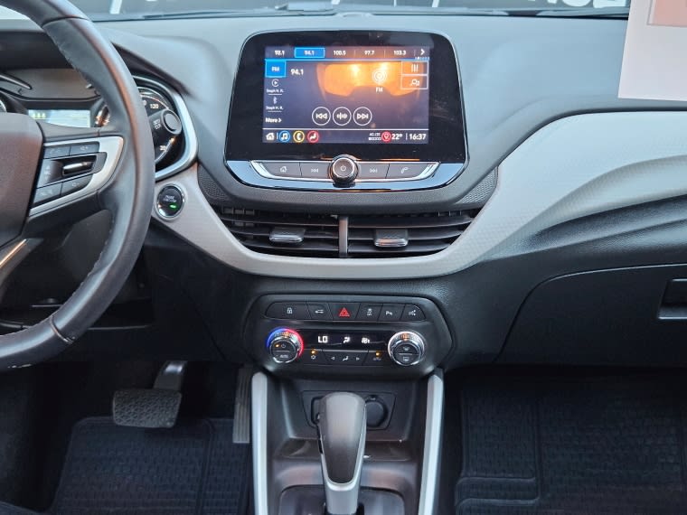 Chevrolet Onix 1.0t Premier At año 2024