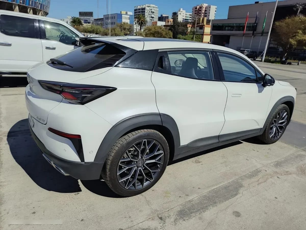 Changan Uni-T 1.5 Elite At año 2024
