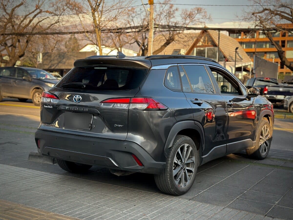 Toyota Corolla Cross Seg Hybrid año 2025