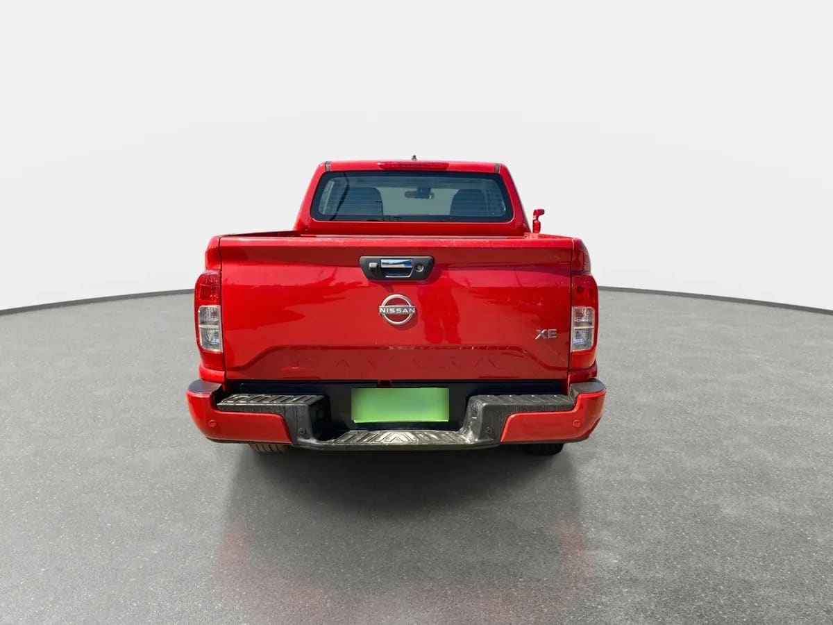 Nissan Navara 2.3d Xe Diesel 4x2 Dob.cab. Mt 4p año 2024
