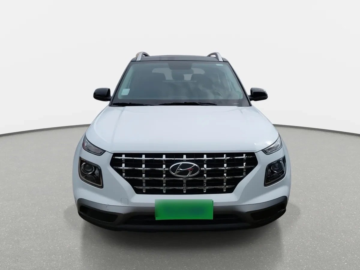 Hyundai Venue 1.6 Qx Plus 4x2 Mt 5p año 2023