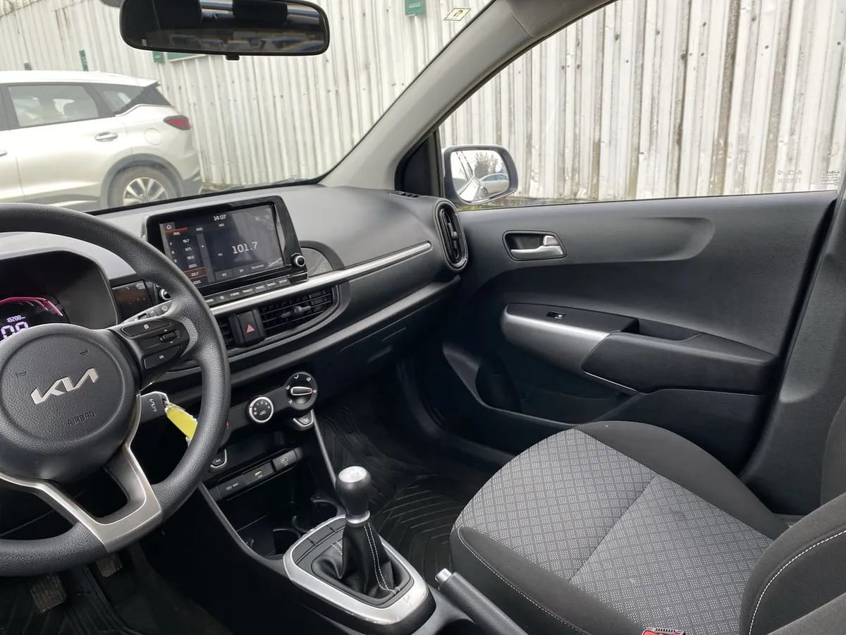 Kia Morning 1.0 Ex 4x2 5mt 5p año 2025