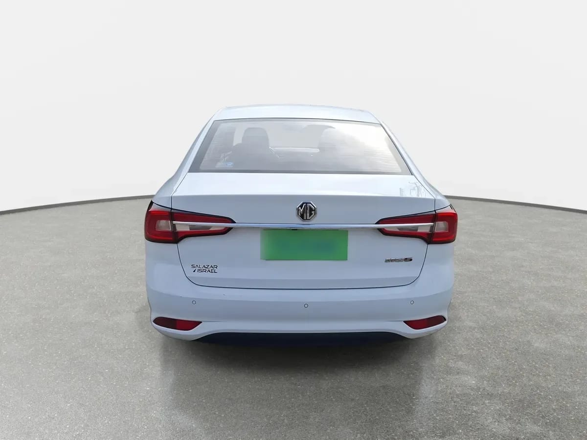 MG 5 1.5 Com 4x2 Mt 4p año 2023