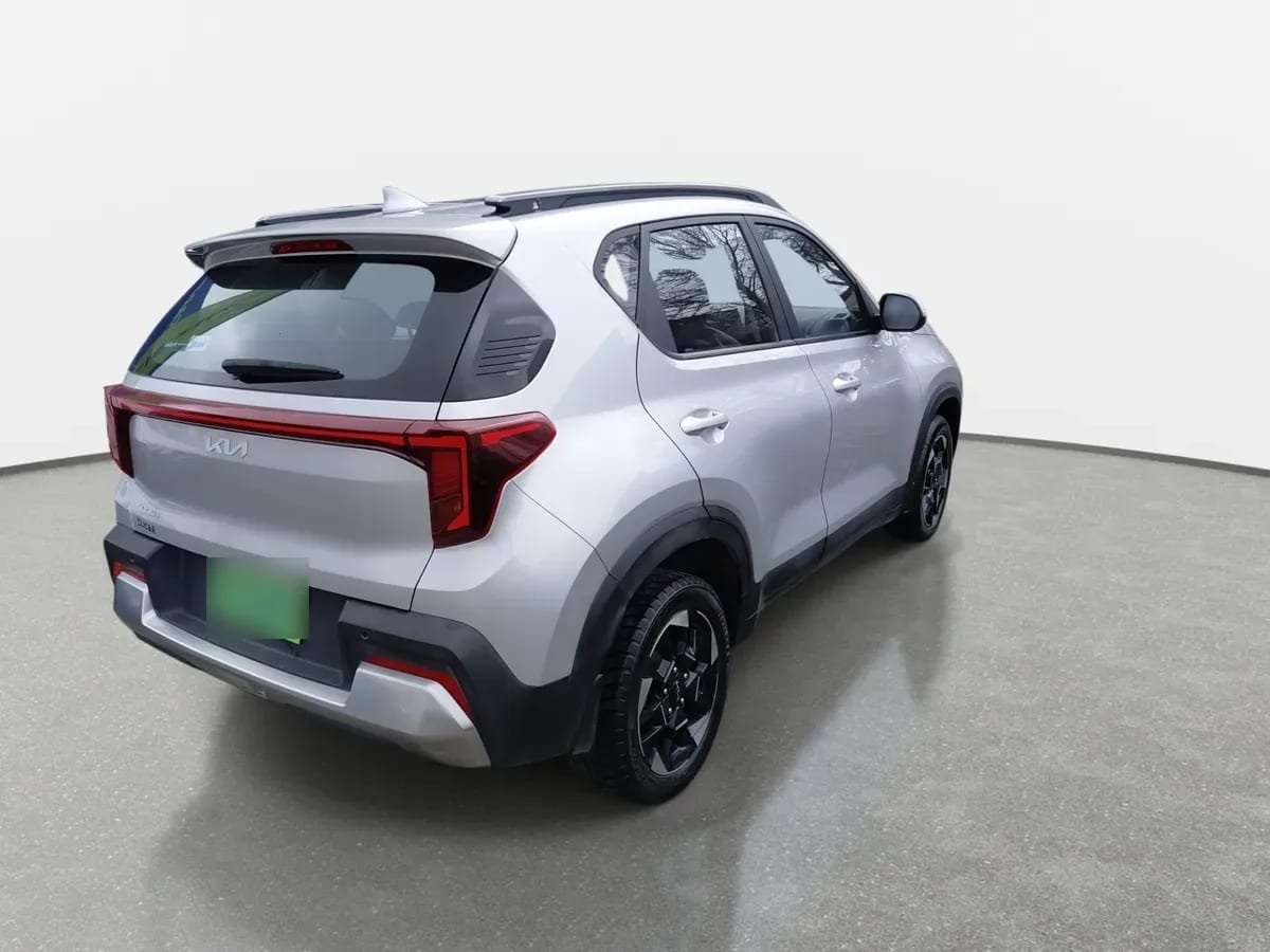 Kia Sonet 1.5 Ex 4x2 Ivt At 5p año 2025