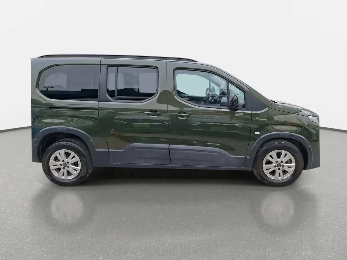 Peugeot Rifter 1.2 Allure Puretech 130hp 4x2 Eat8 5p año 2025
