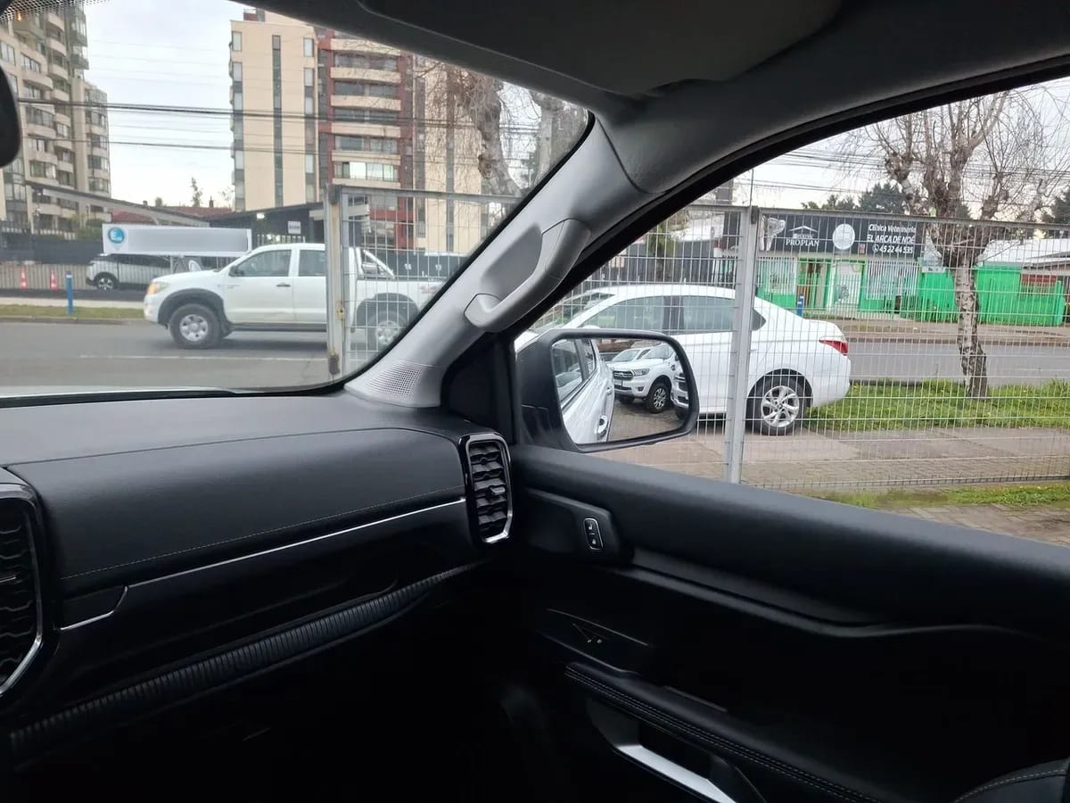 Ford Ranger 3.0 Ltd Diesel 4x4 Dob. Cab. At 4p año 2026