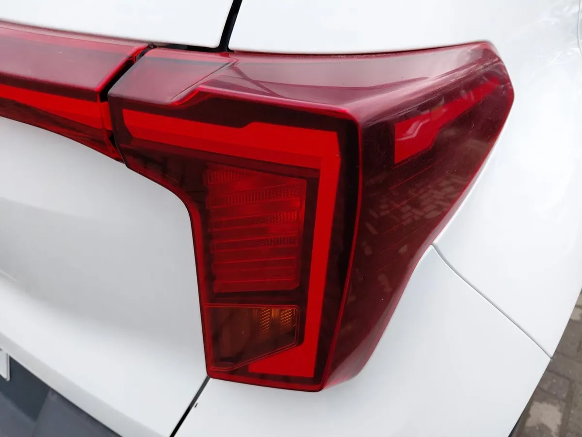 Kia Sonet 1.5 Ex 4x2 Ivt Ri At 5p año 2025