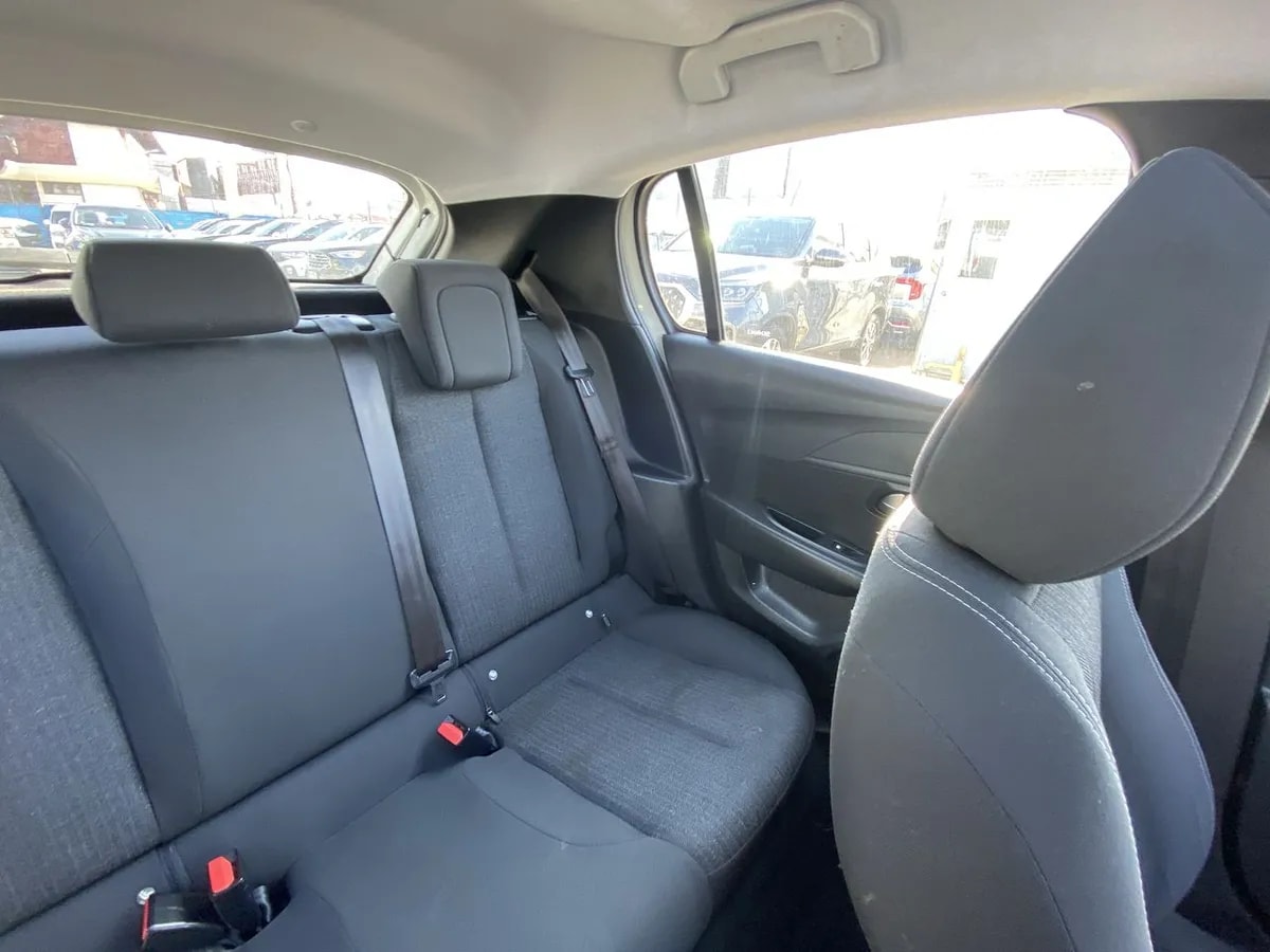 Peugeot 208 1.2 Style Puretech 75 Euro 6 Mt 5p año 2023