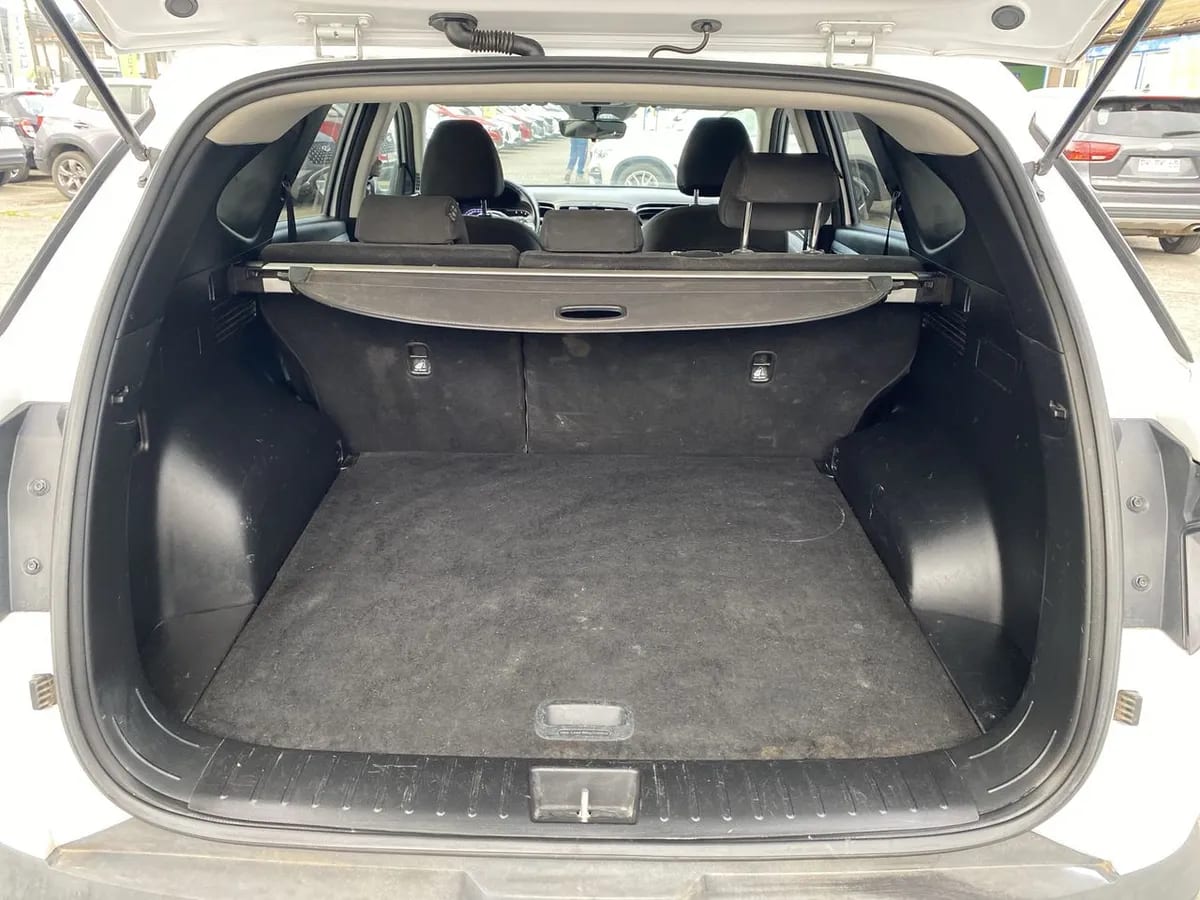 Hyundai Tucson 2.0 Nx4 Plus 4wd At 5p año 2022