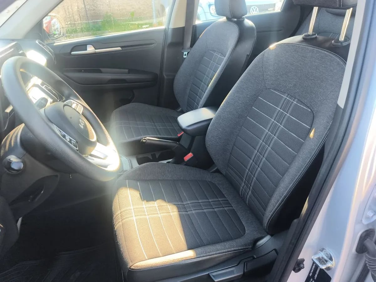 Kia Sonet 1.5 Ex 4x2 Ivt At 5p año 2025