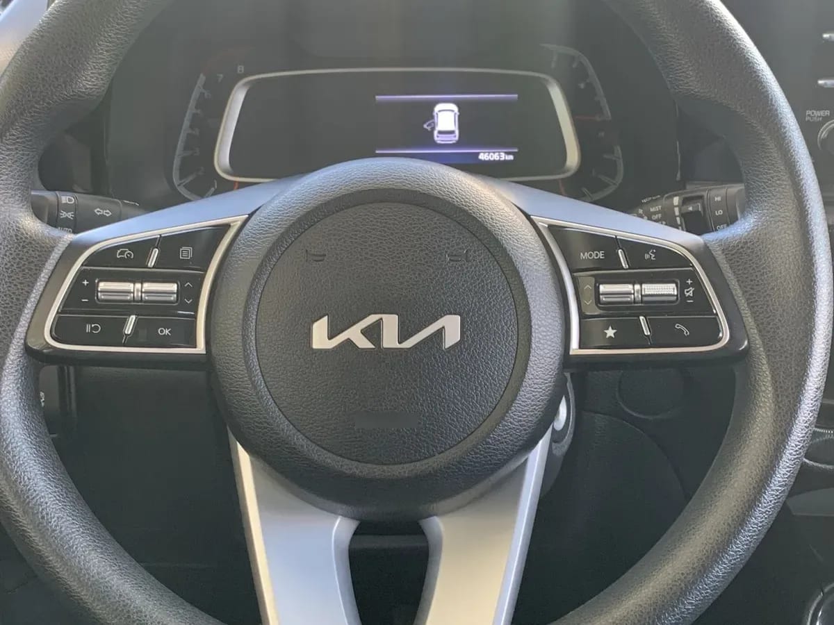 Kia Sonet 1.5 Ex 4x2 Ivt At 5p año 2025