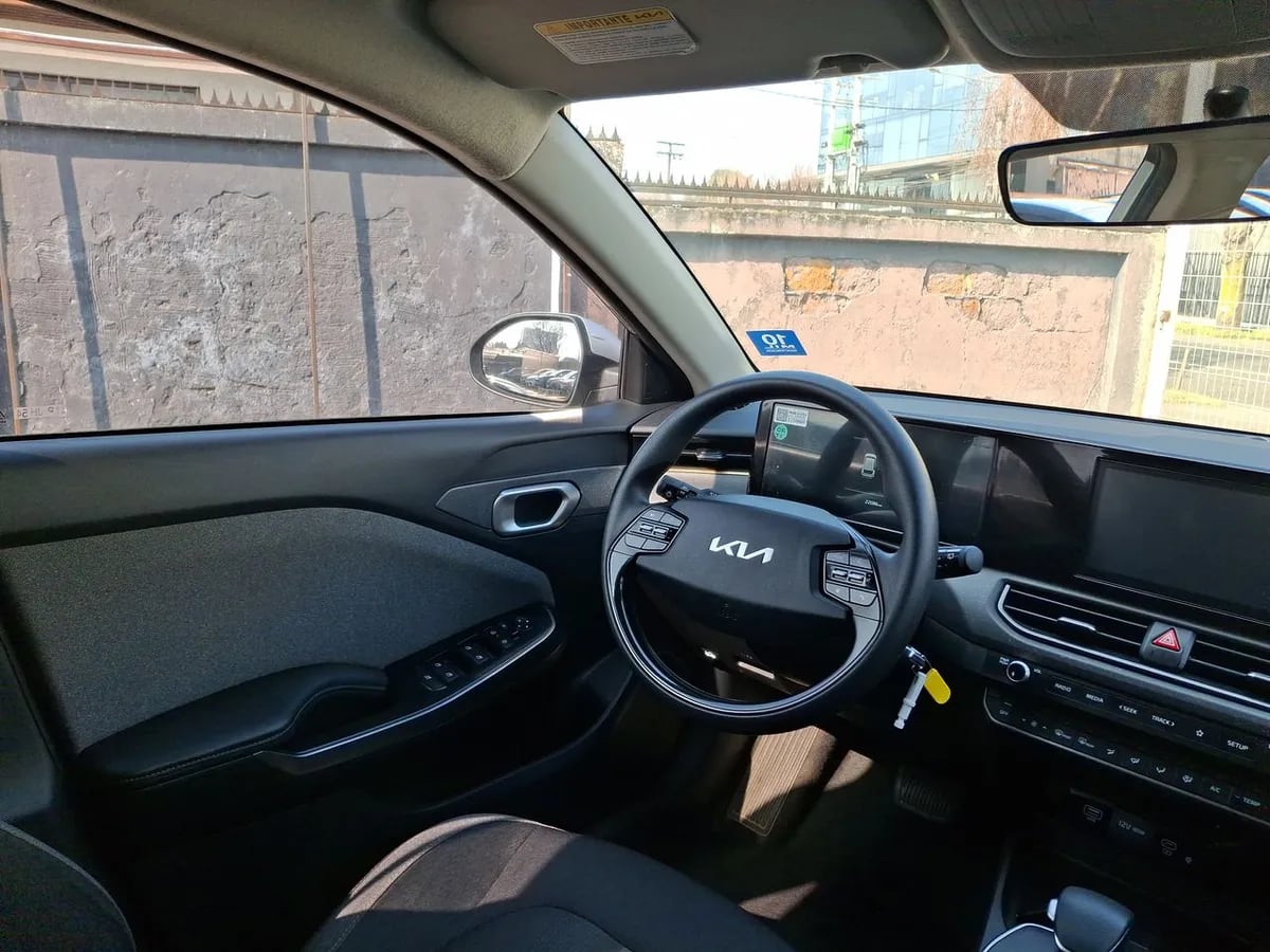 Kia K3 Cross 1.6 Ex 4x2 At 5p año 2024