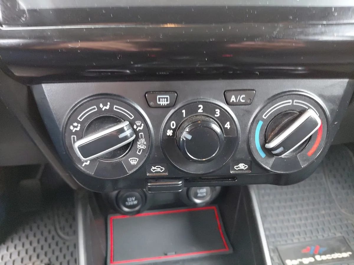 Suzuki Swift 1.2 Gl 4x2 Hb Mt 5p año 2024