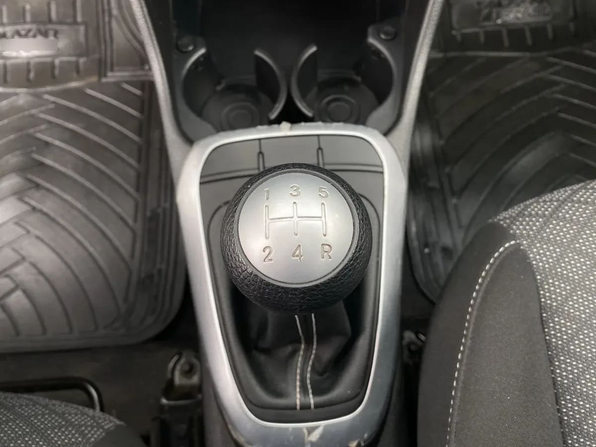 Kia Morning 1.0 Ex 4x2 5mt 5p año 2025