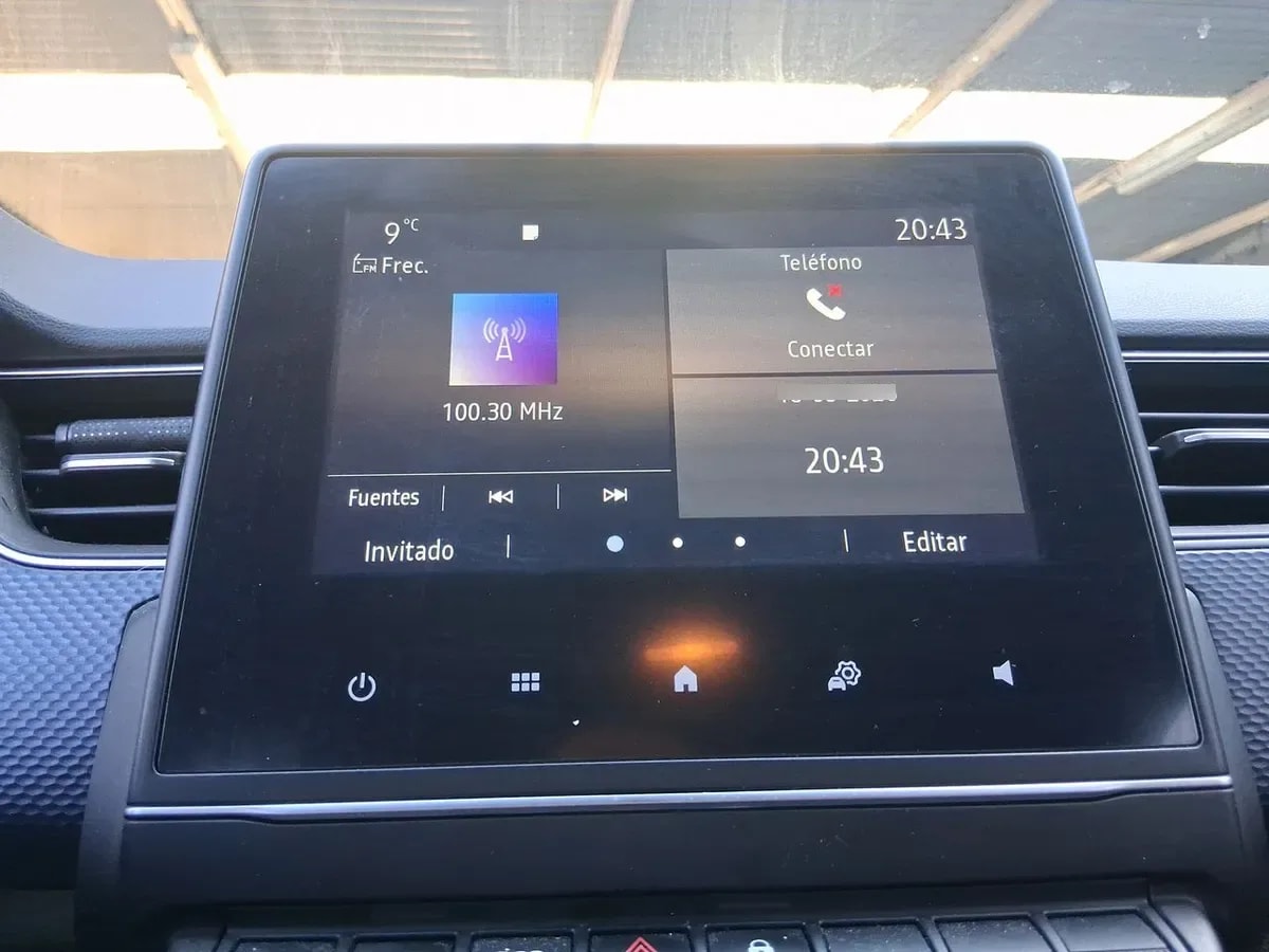 Renault Arkana 1.3l Life 4x2 At 5p año 2022