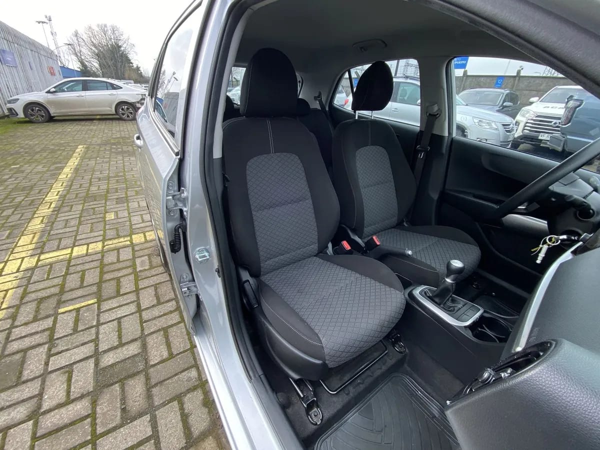 Kia Morning 1.0 Ex 4x2 5mt 5p año 2025