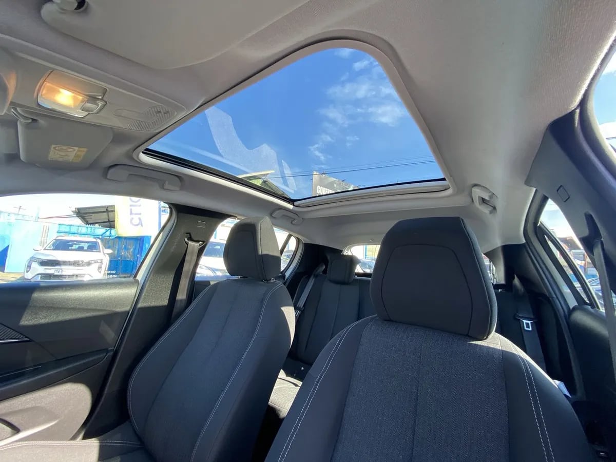 Peugeot 208 1.2 Style Puretech 75 Euro 6 Mt 5p año 2023