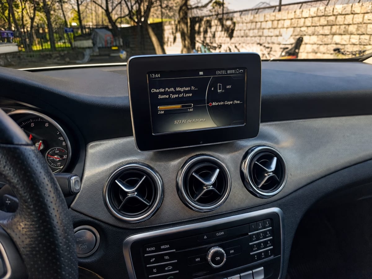 Mercedes-Benz Gla 200 Hb año 2020