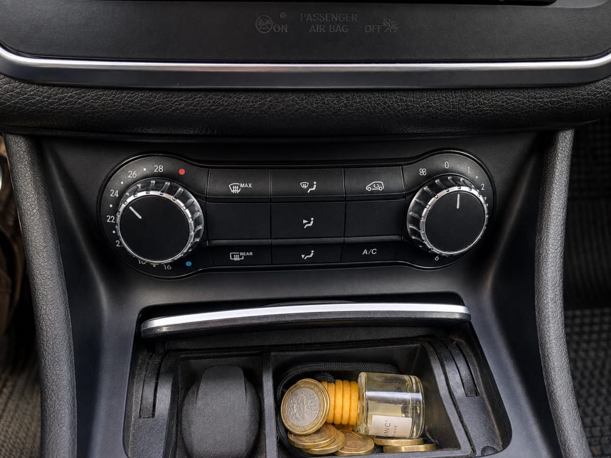 Mercedes-Benz Gla 200 Hb año 2020