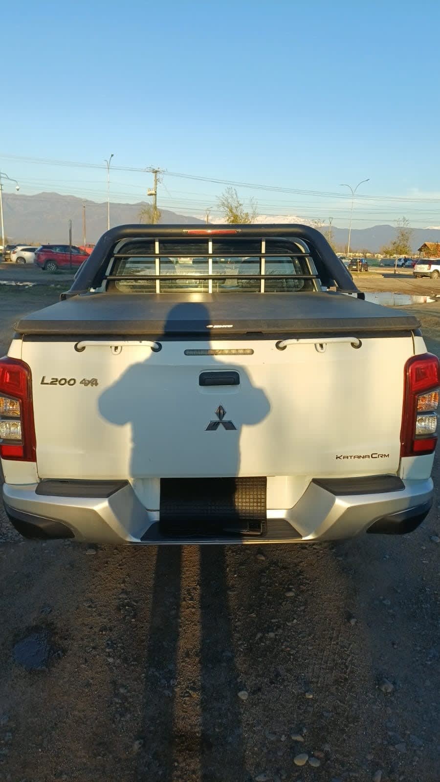 MITSUBISHI L200 2.4 Td Dakar Crs Hp At 4x4 Diesel año 2022