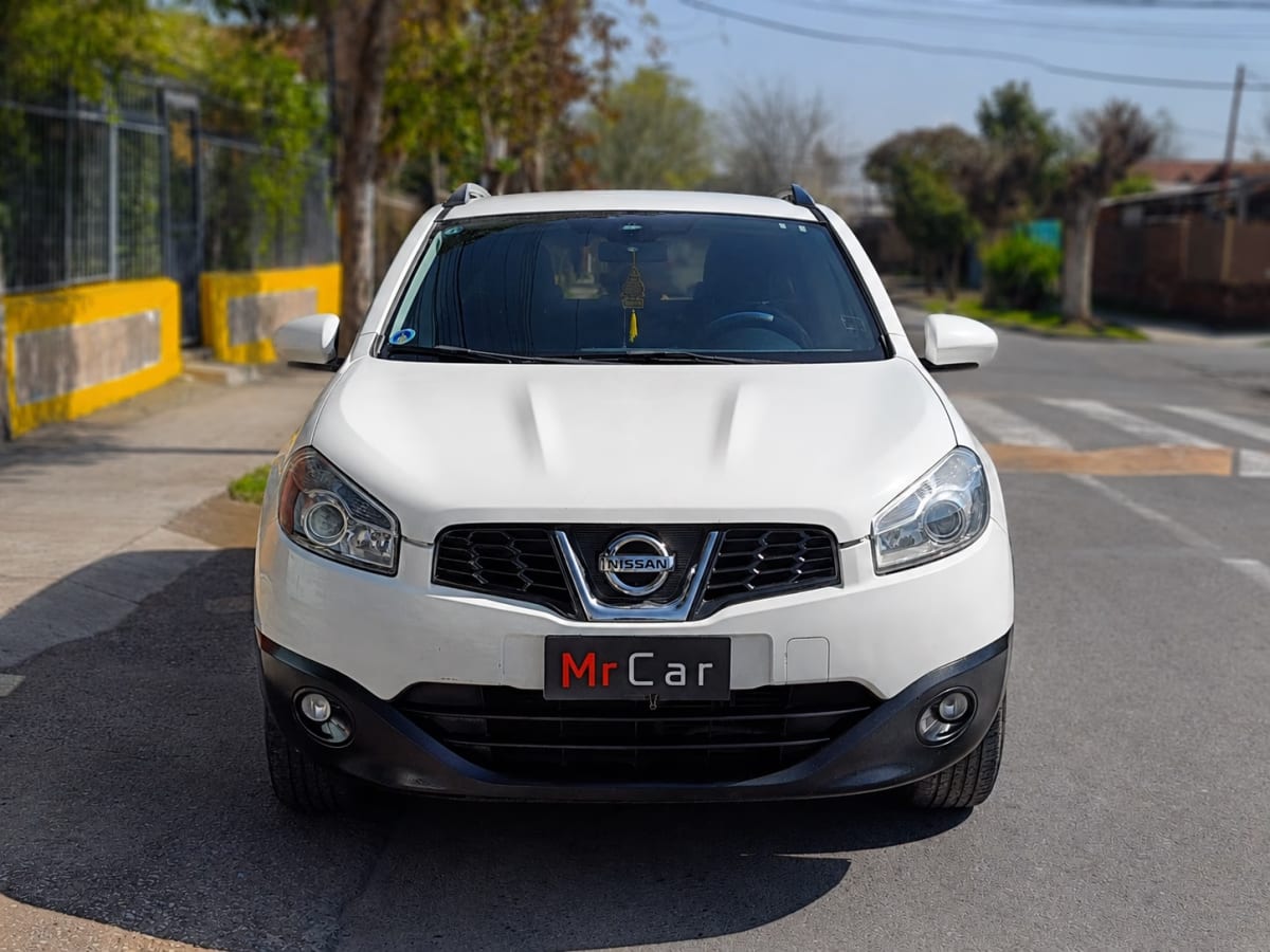 Toyota Qashqai Rav4 Le año 2013