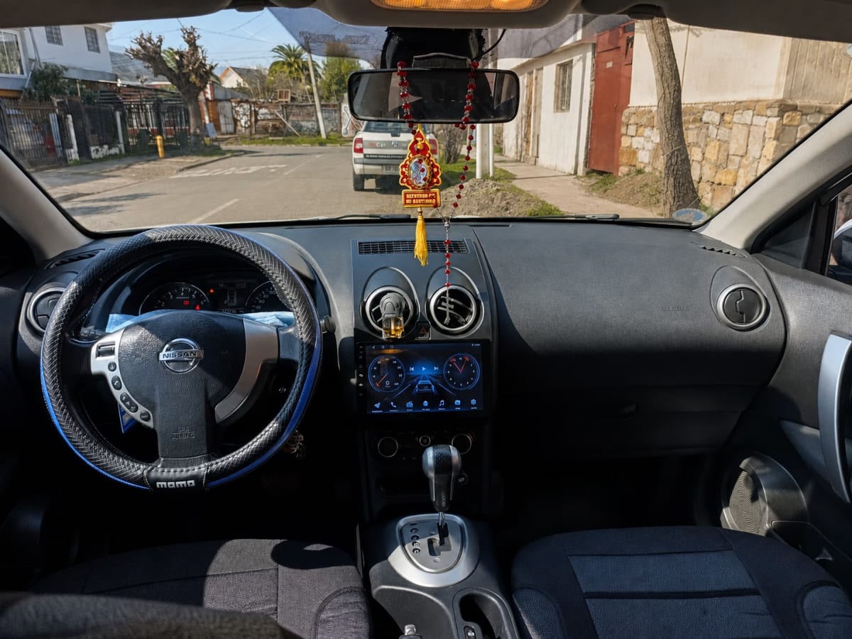Toyota Qashqai Rav4 Le año 2013