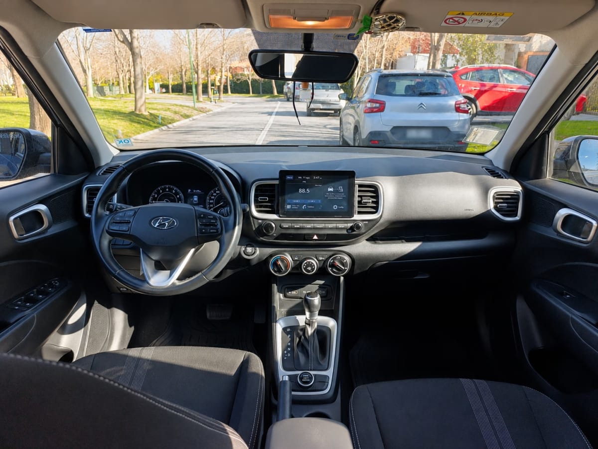 Hyundai Venue Veneu Qx año 2022
