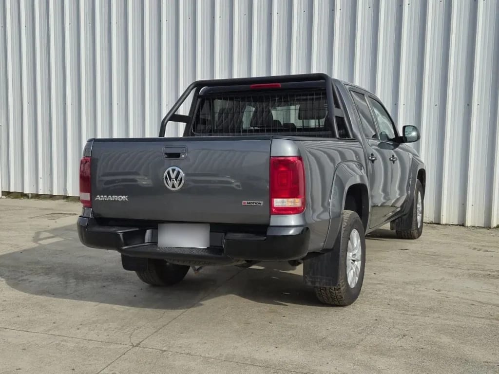Volkswagen Amarok Dcab Tdi 4x4 Trendline 2.0 año 2023