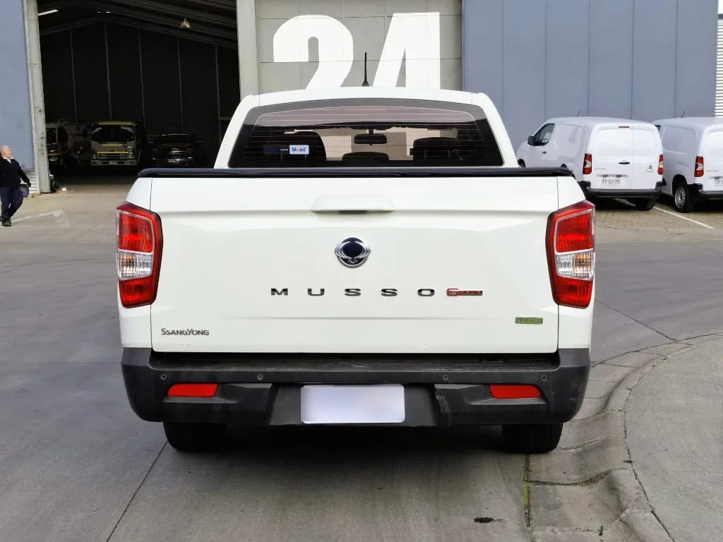 Ssangyong Grand Musso Grand Musso 2.2 4x2 Mt Full-Ql612 año 2023