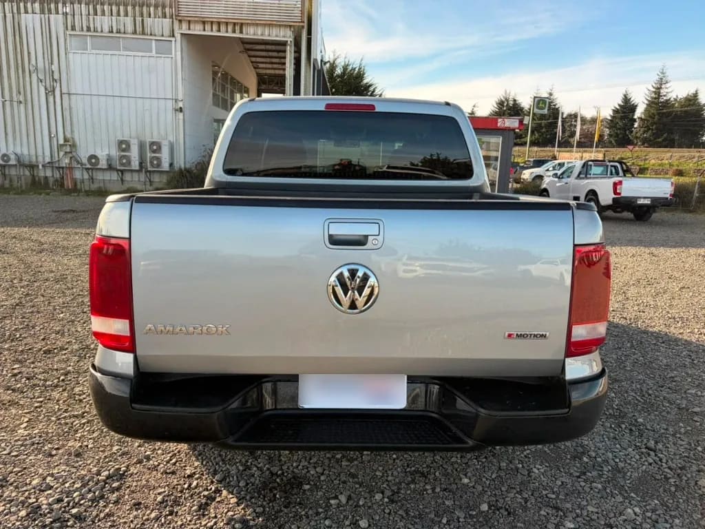 Volkswagen Amarok Dcab Tdi 4x4 Trendline 2.0 año 2023