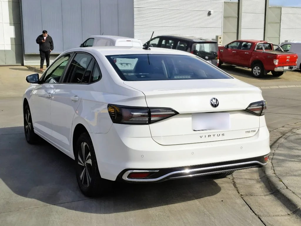 Volkswagen Virtus Virtus 1.0 At Comfortline año 2024